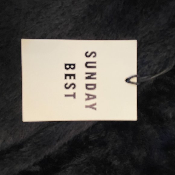 Sunday Best Aritiza Kitten Sweater Knit Black NWT cozy sweatshirt top blouse - Picture 7 of 8